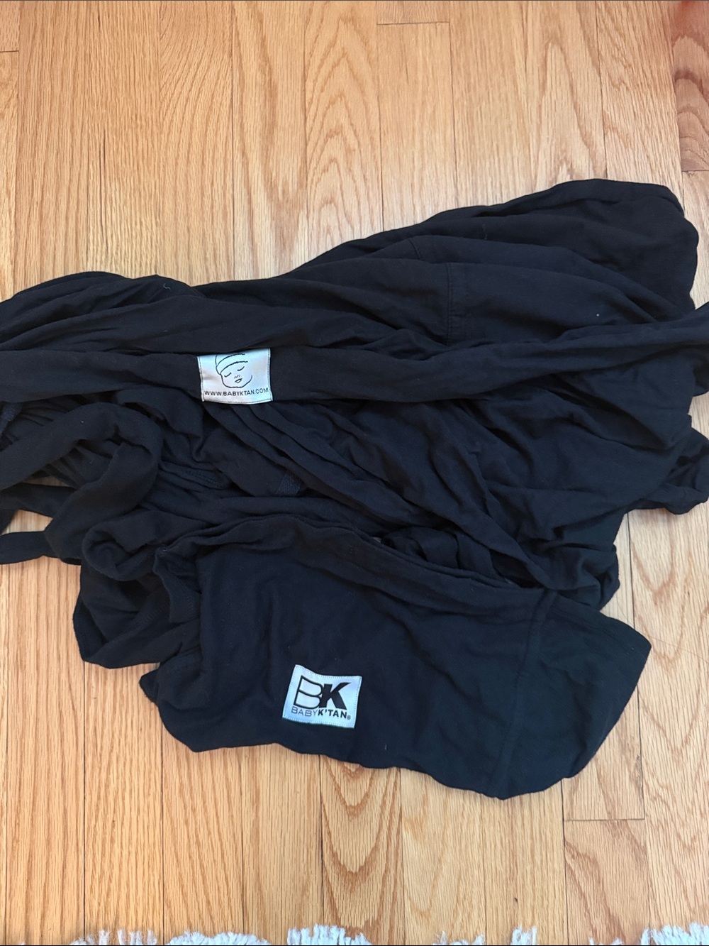 Medium black Baby K’tan